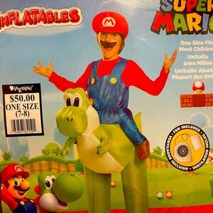 Inflatable Super Mario costume for kids